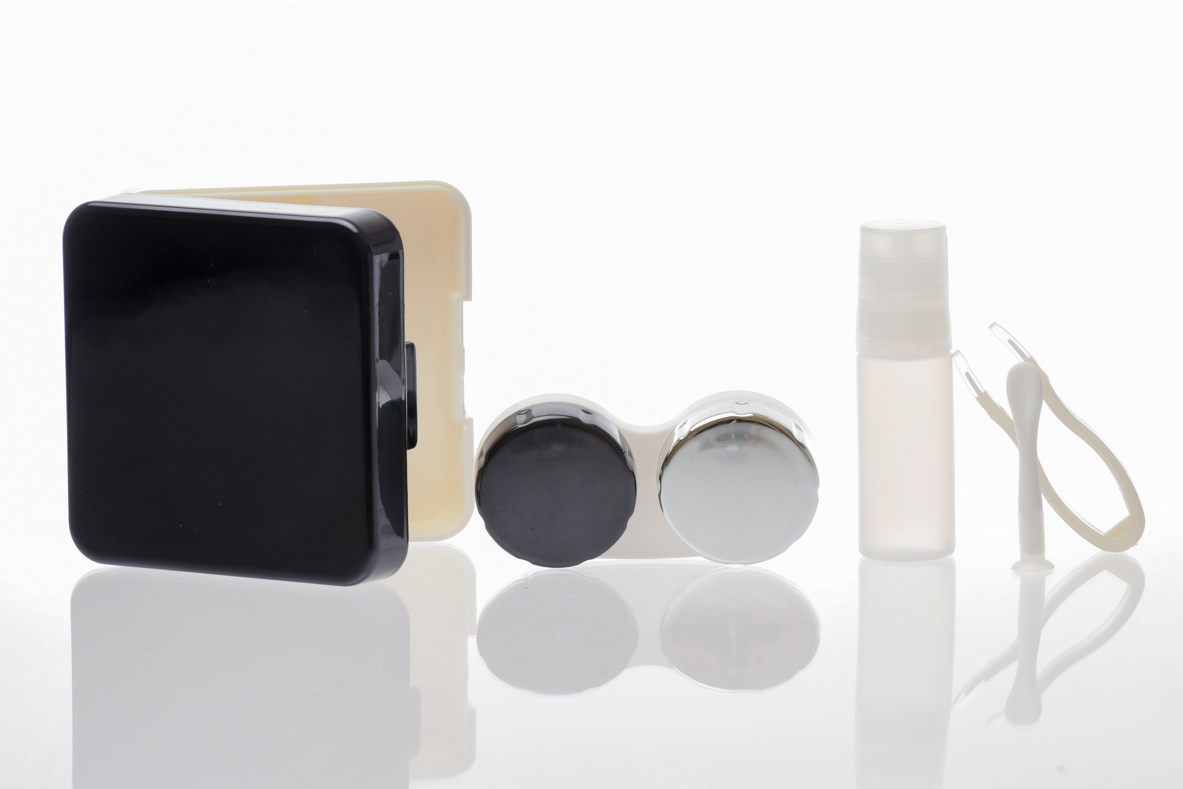 Estuche Cuadrado Negro/Plateado